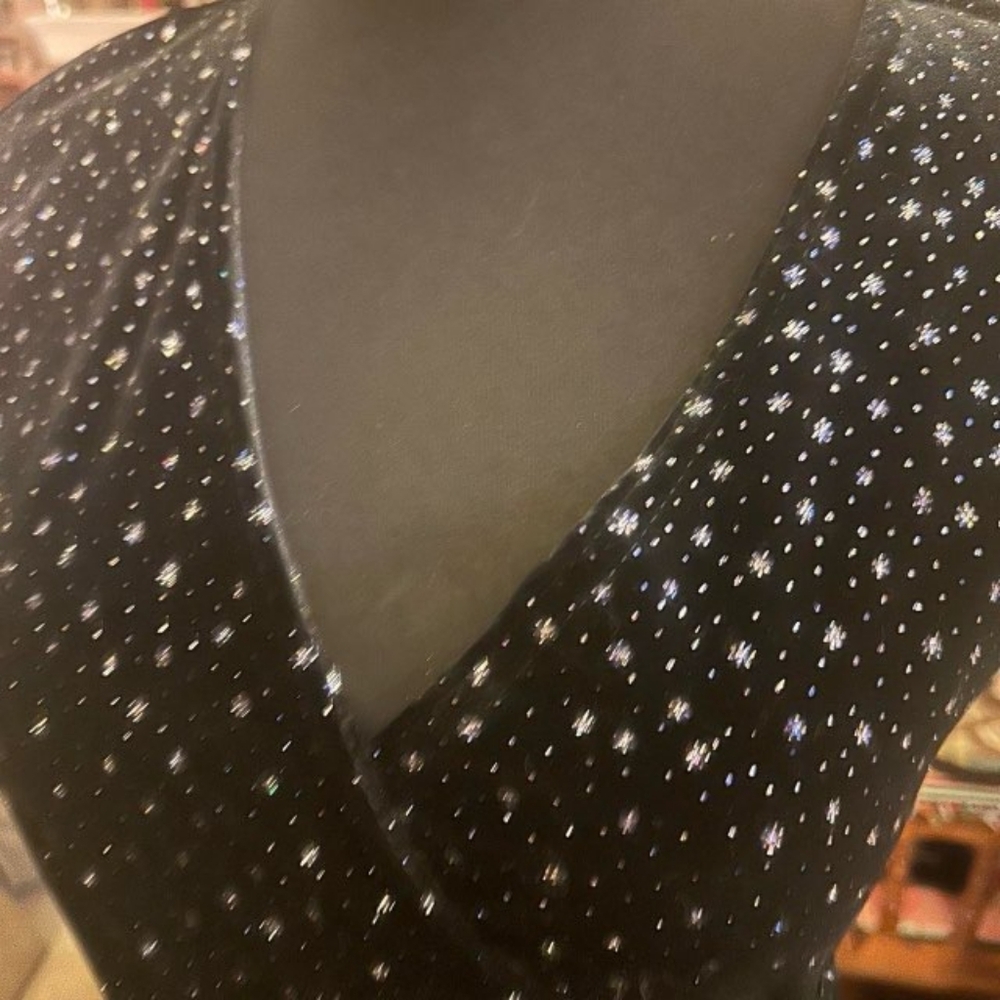 Dress - Picture 4 of 4